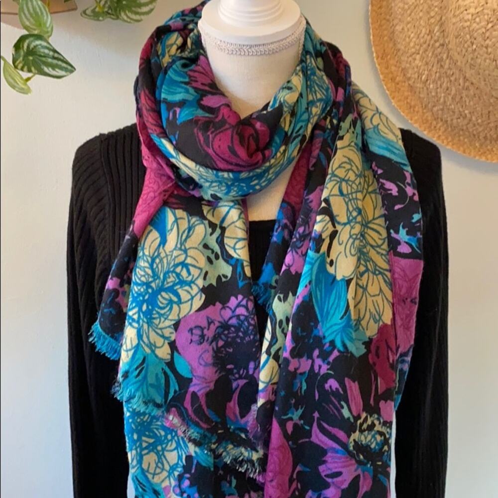 Stunning Floral Scarf